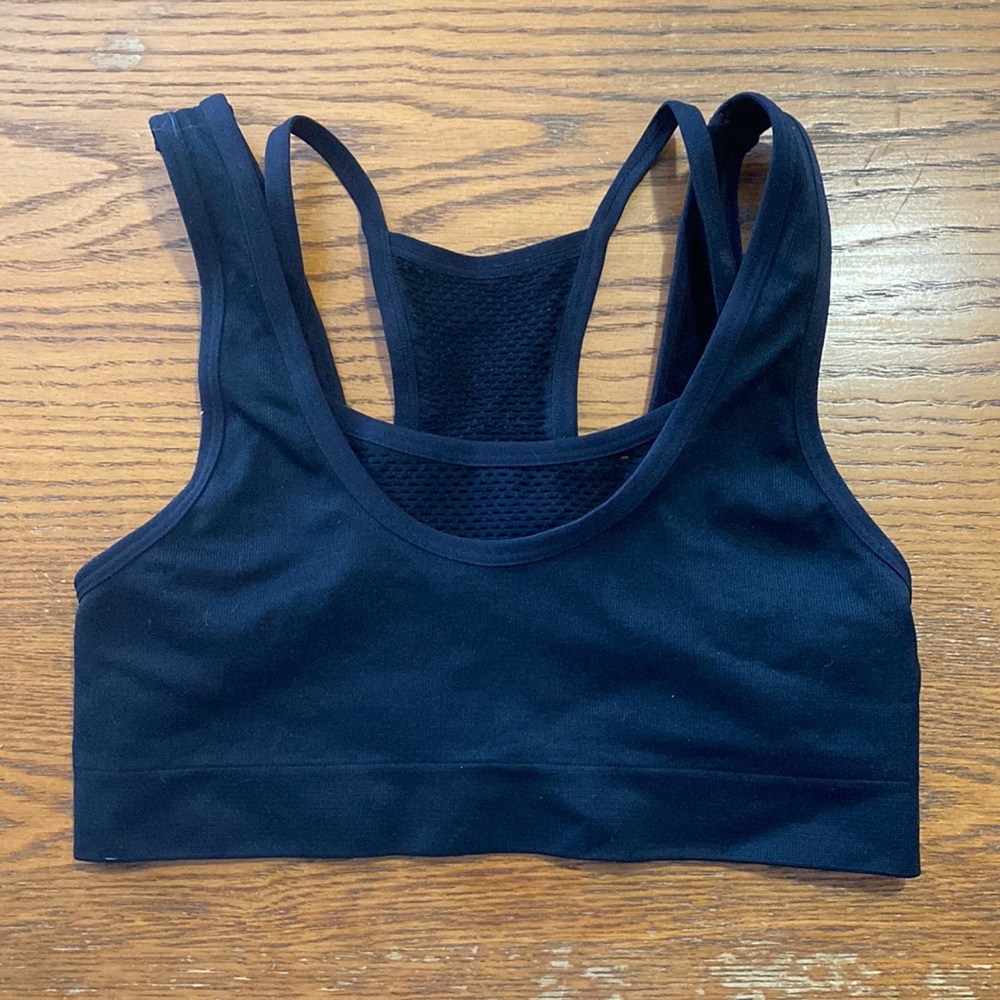 Aerie Offline mesh detail sports bra